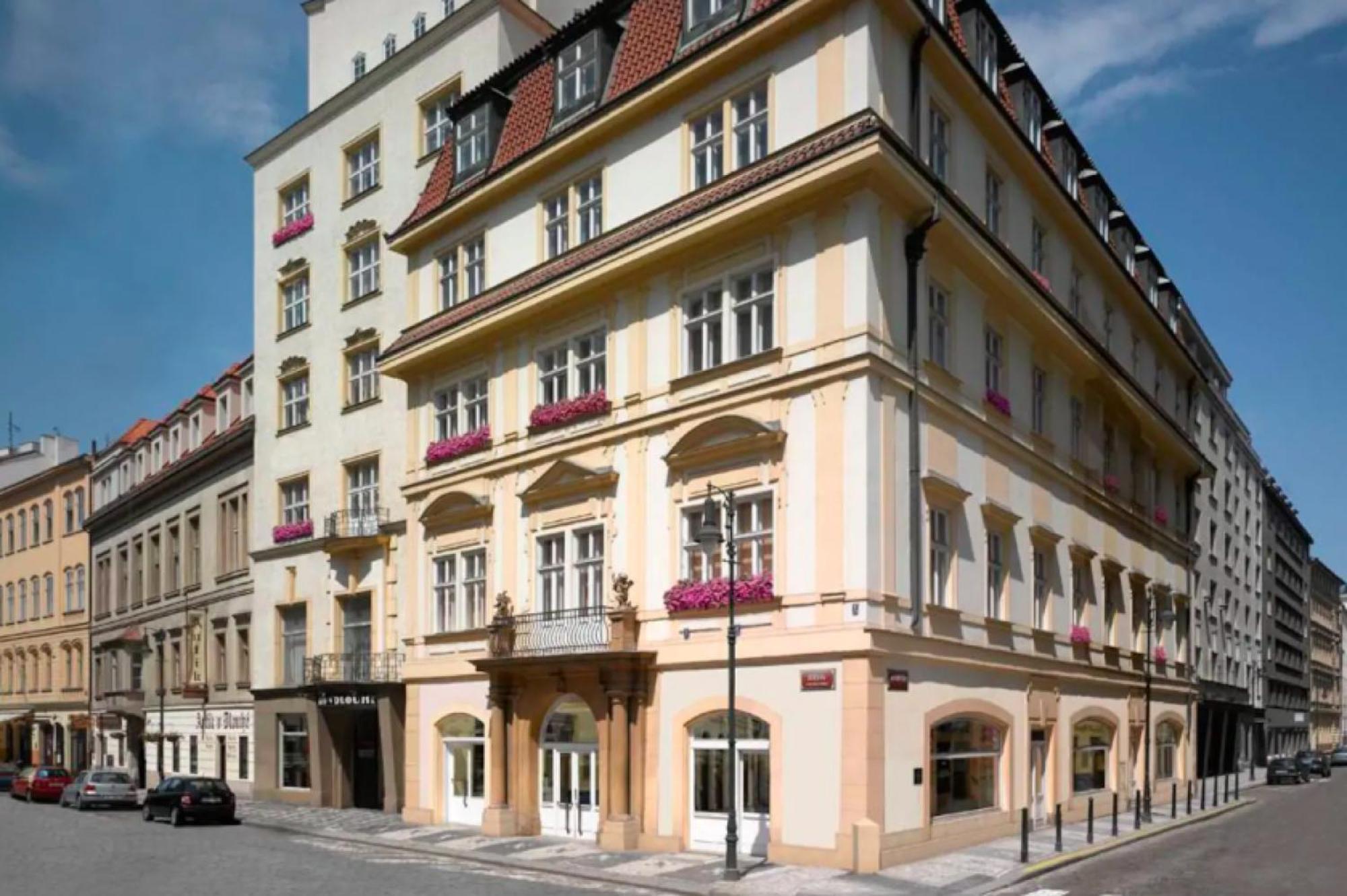 Unique Old Town Apartments At Palace Dlouha Prague Exterior photo